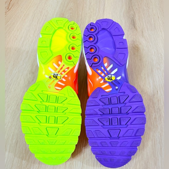 Nike Air Max Plus Tn-Color Flip Pack Grape - Picture 9 of 10